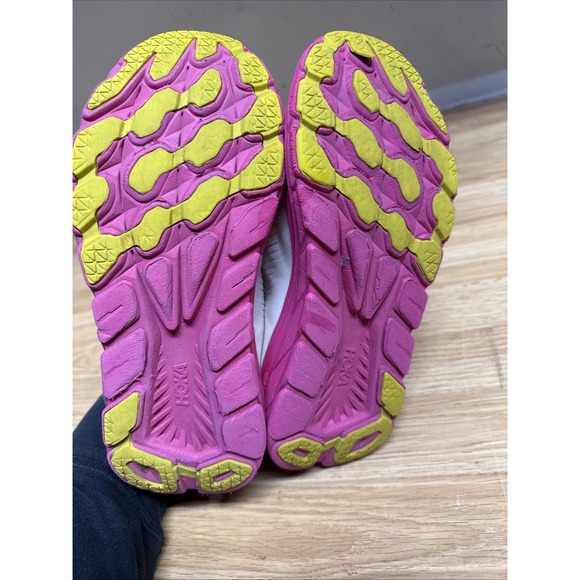 Hoka One One Rincon 3 Women's Size 8.5 B Running Sneakers White And Pink - Picture 6 of 6